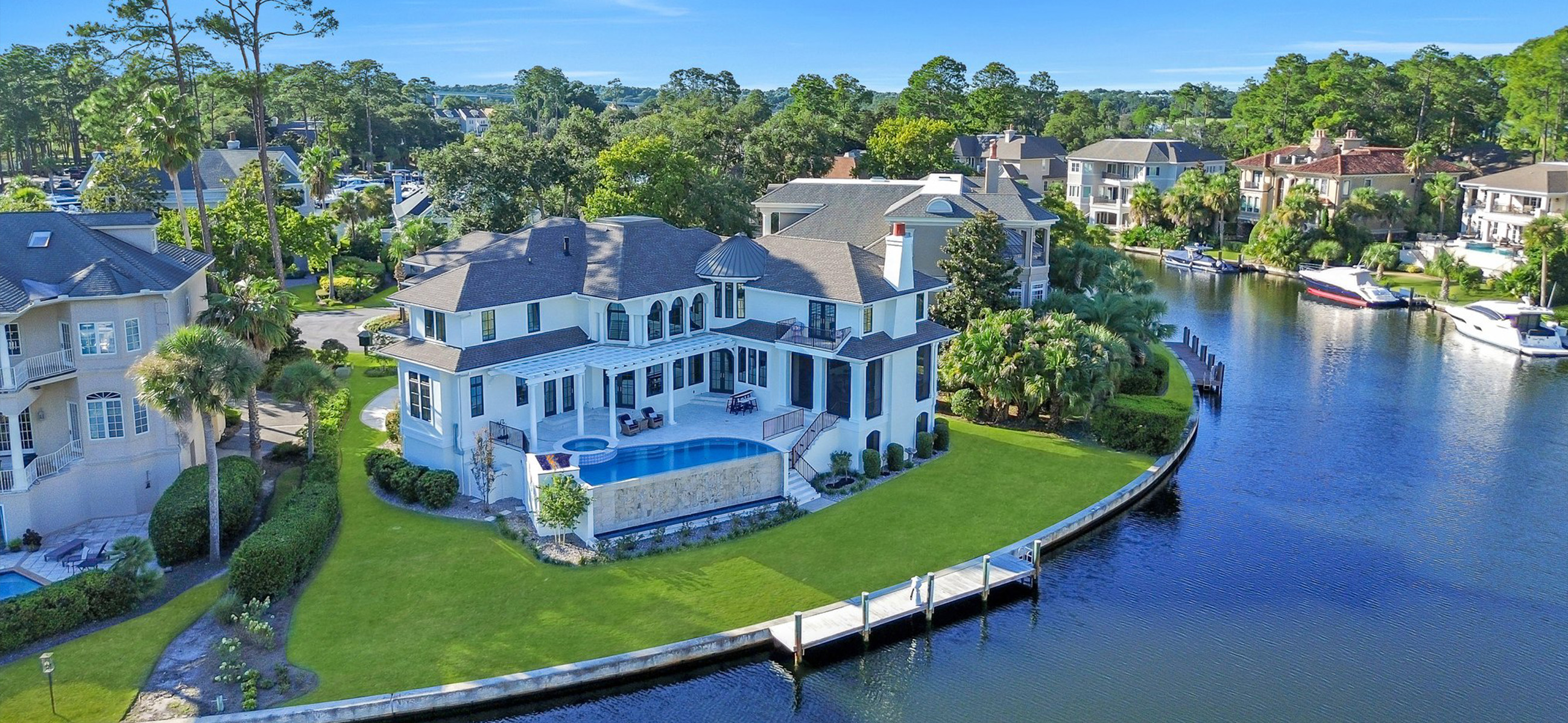 Luxury Lowcountry real estate community in Hilton Head and Bluffton, South Carolina
